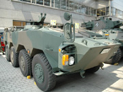 自衛隊車両展示