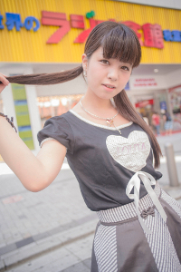 春奈るなさん